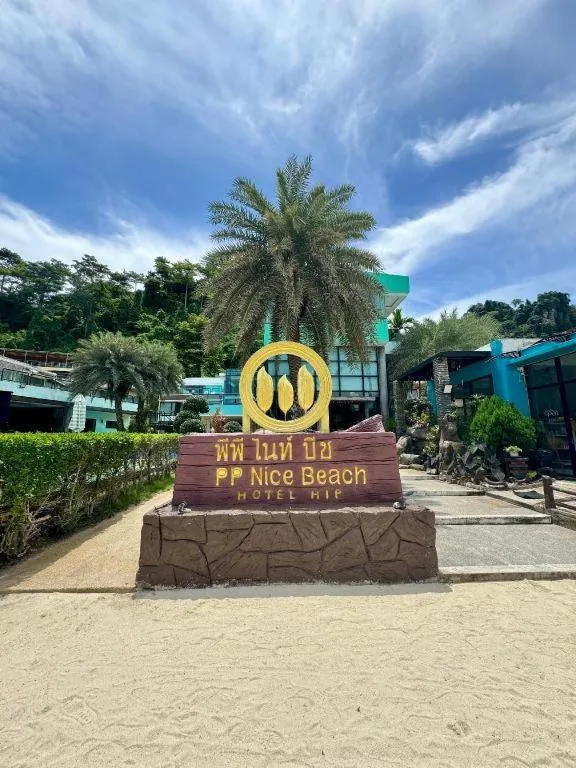 Phi Phi Nice Beach Hotel Hip