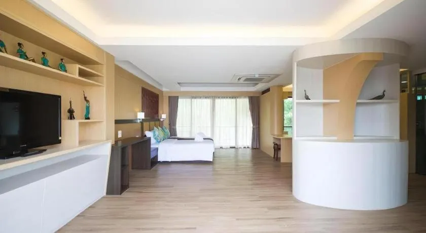 Bed in Phi Phi Nice Beach Hotel Hip