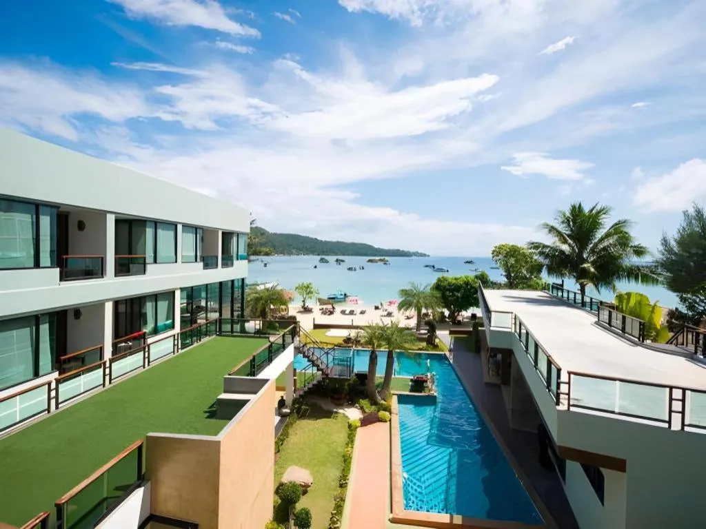 Phi Phi Nice Beach Hotel Hip