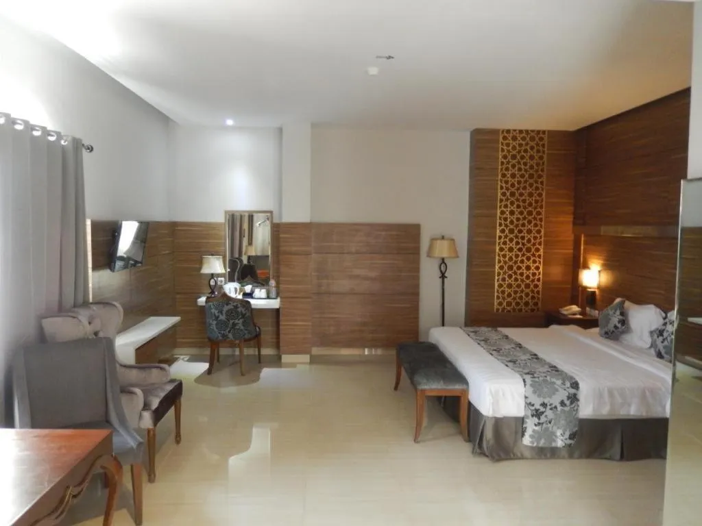 Bed in Grand Amira Hotel Solo, Azana Hotels Collection