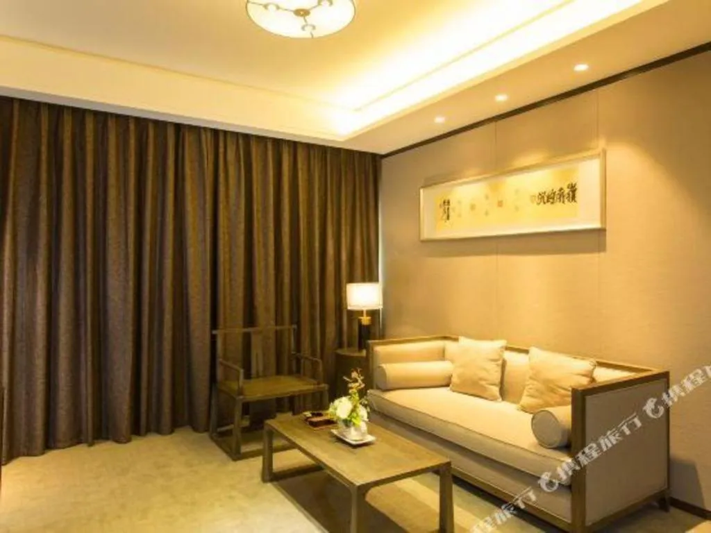 Zhuhai Starlight Hotel