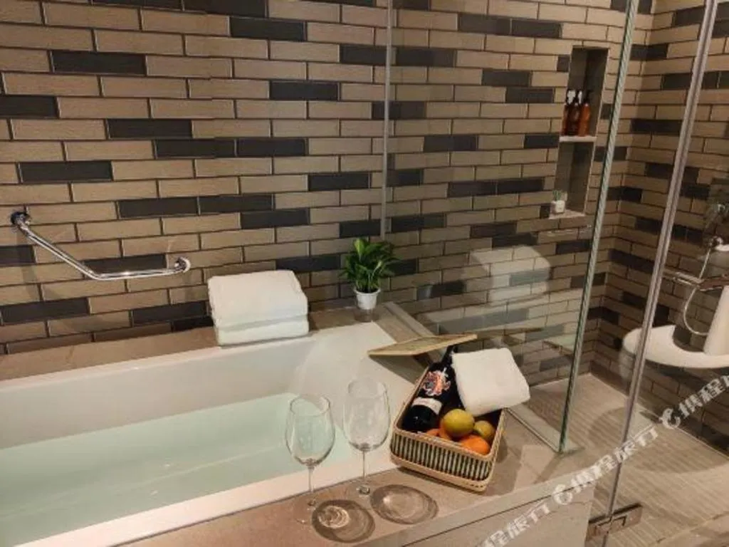 Zhuhai Starlight Hotel