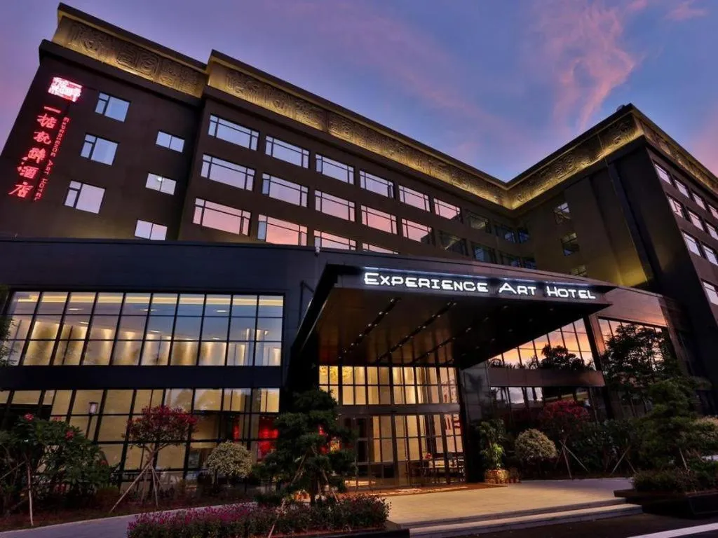 LIZ Hotel (Zhuhai Gongbei Port Fuhuali Store)