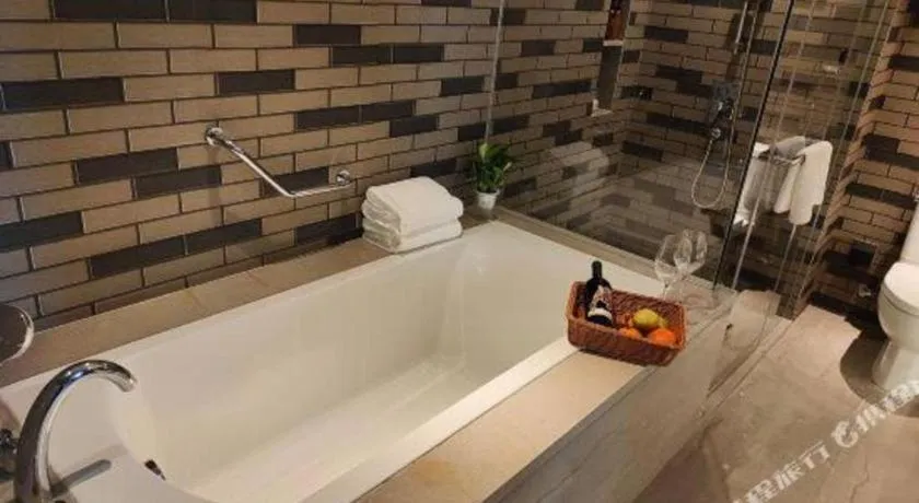 Zhuhai Starlight Hotel