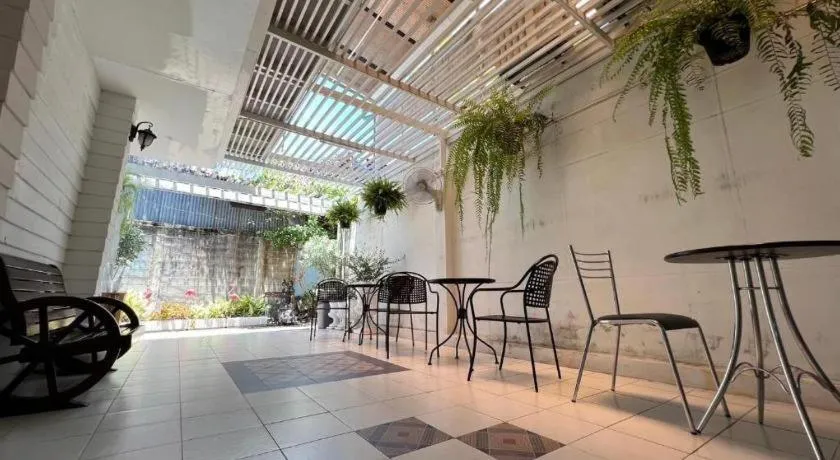 Ban Thungdang Housetel Bangkok