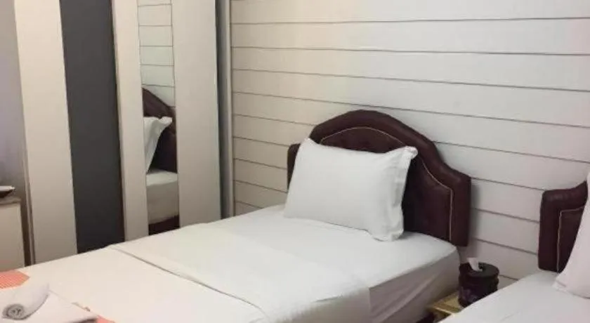 Ban Thungdang Housetel Bangkok