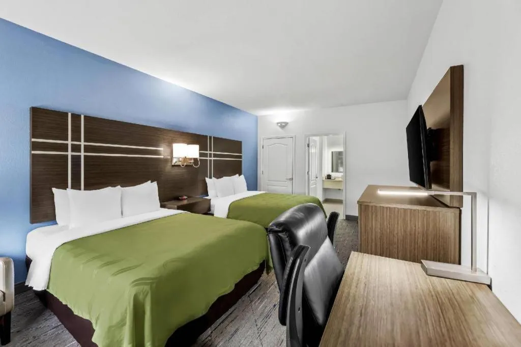 Bed in Quality Inn & Suites Rio Grande City