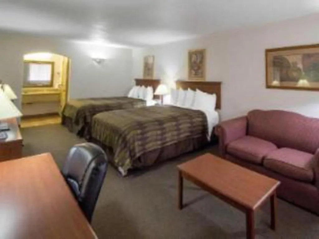 Bed in Quality Inn & Suites Rio Grande City