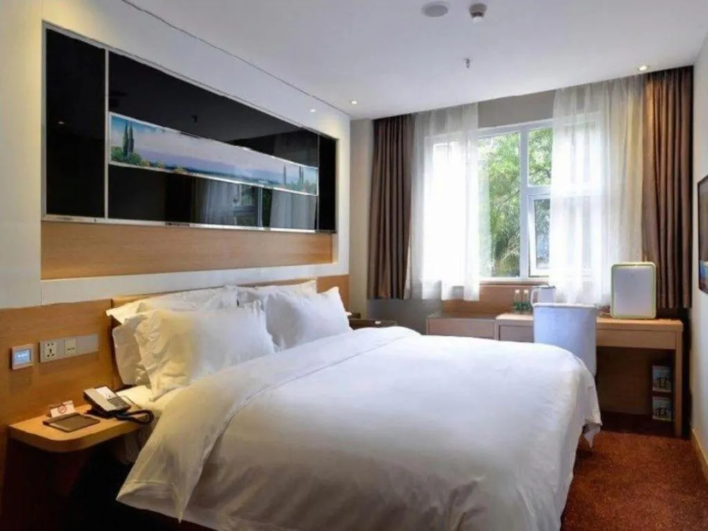 Bed in Lavande Hotel Guangzhou Financial City Tianhe Park Metro Station