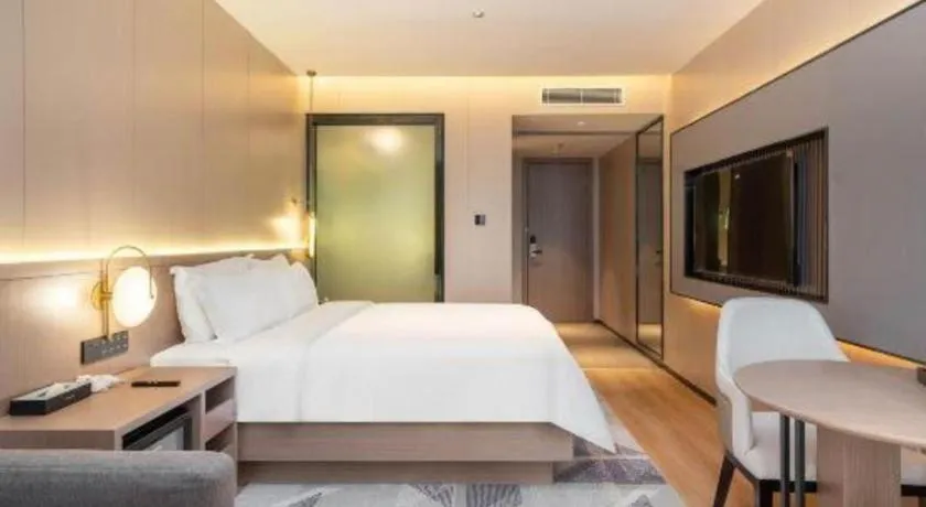Bed in Lavande Hotel Guangzhou Financial City Tianhe Park Metro Station