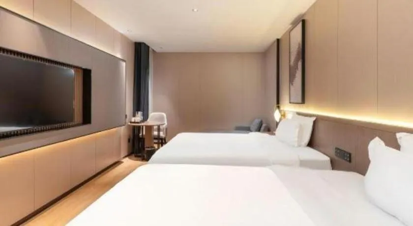 Bed in Lavande Hotel Guangzhou Financial City Tianhe Park Metro Station