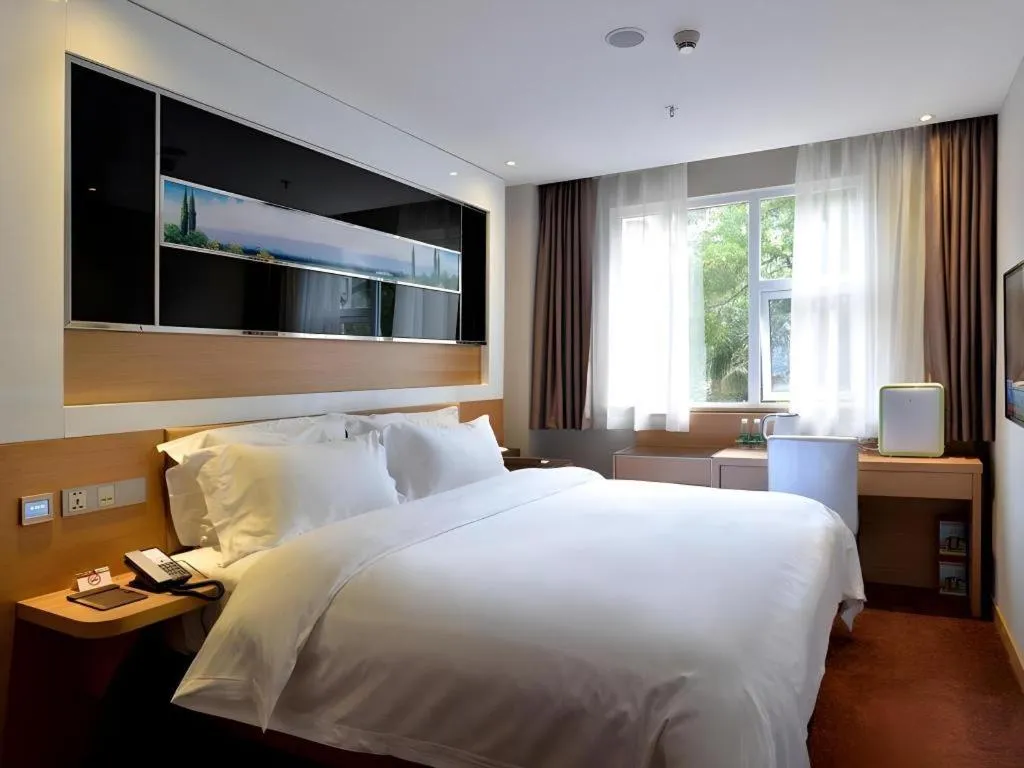 Bed in Lavande Hotel Guangzhou Financial City Tianhe Park Metro Station