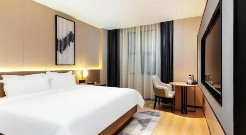 Bed in Lavande Hotel Guangzhou Financial City Tianhe Park Metro Station
