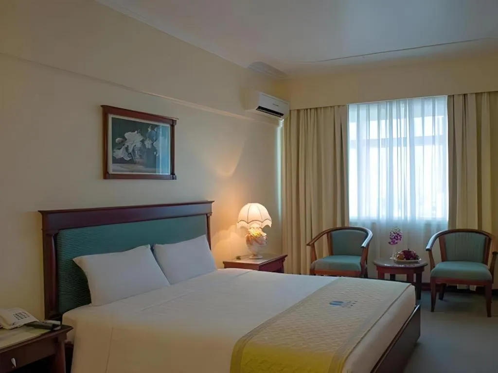 Bed in Huu Nghi Hotel