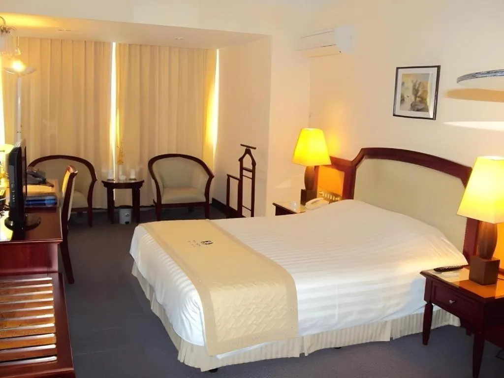 Bed in Huu Nghi Hotel