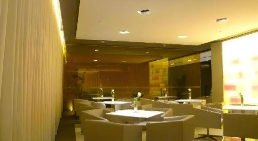 Jinjiang Inn Select Shanghai Nanjing Road Pedestrian Street