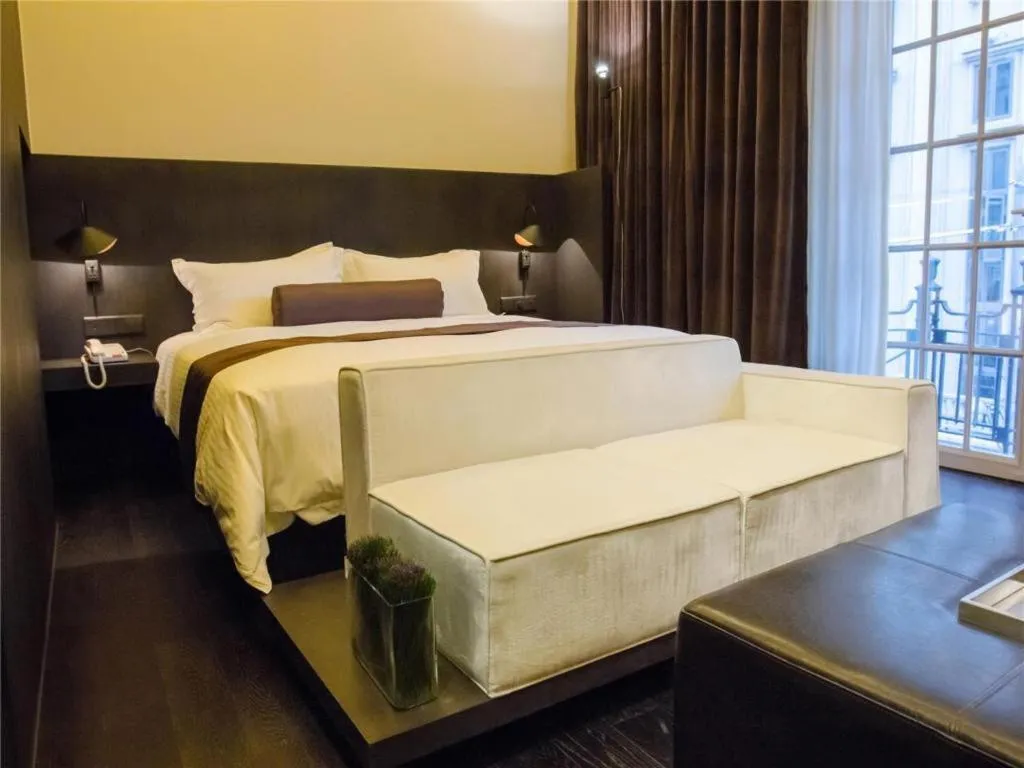 Bed in Jinjiang Inn Select Shanghai Nanjing Road Pedestrian Street