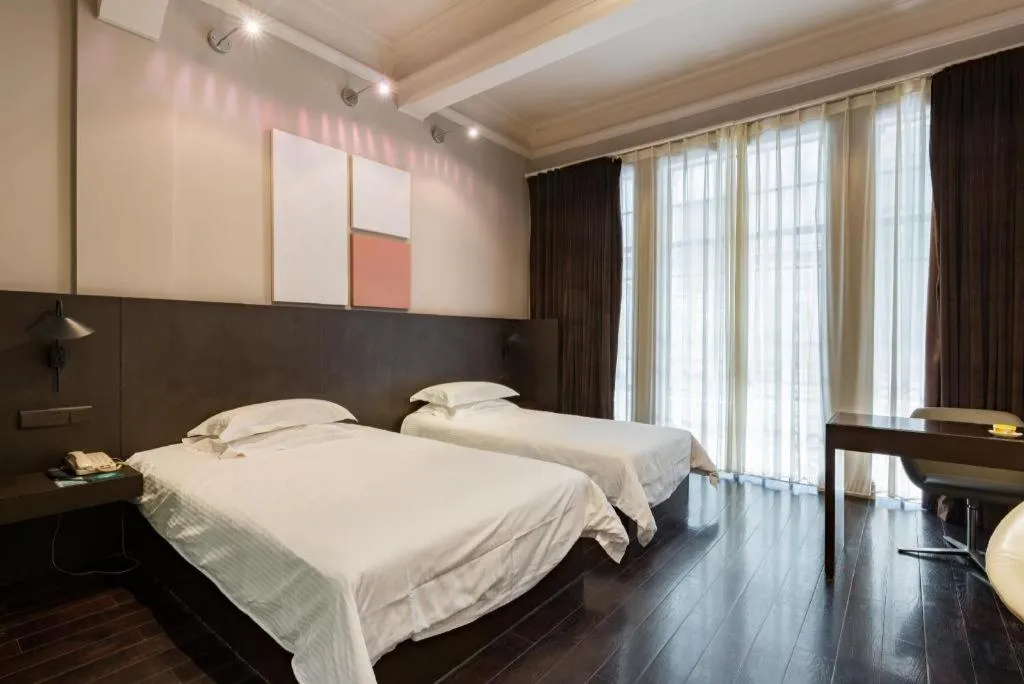 Bed in Jinjiang Inn Select Shanghai Nanjing Road Pedestrian Street