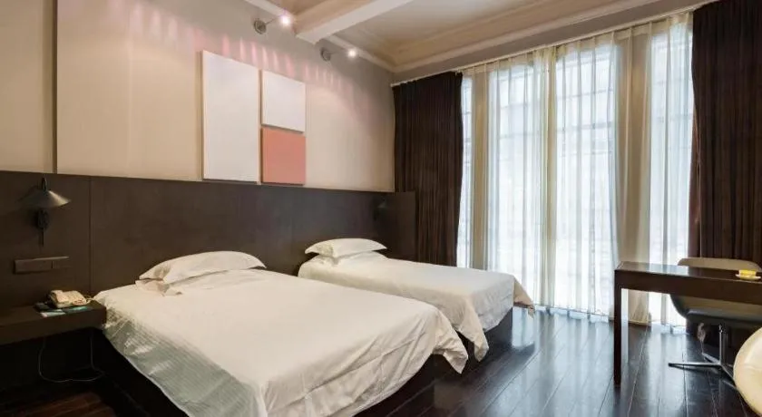 Bed in Jinjiang Inn Select Shanghai Nanjing Road Pedestrian Street