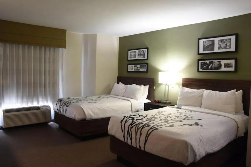 Bed in Sleep Inn Airport Phoenix