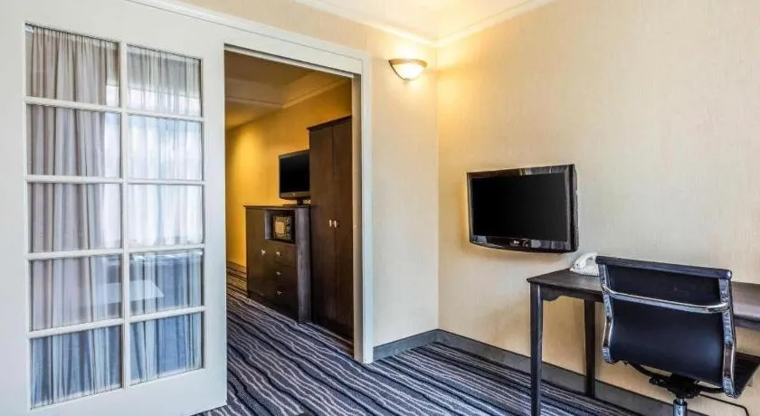 Ramada Suites by Wyndham San Diego