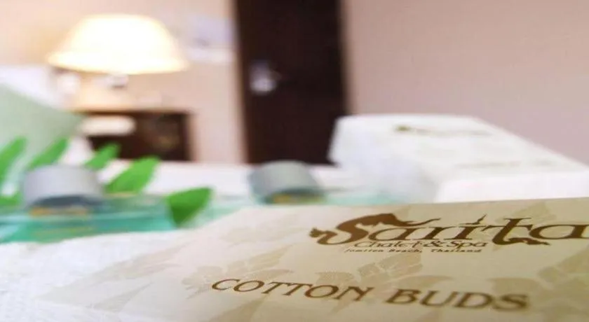 Bed in Sarita Chalet and Spa Hotel