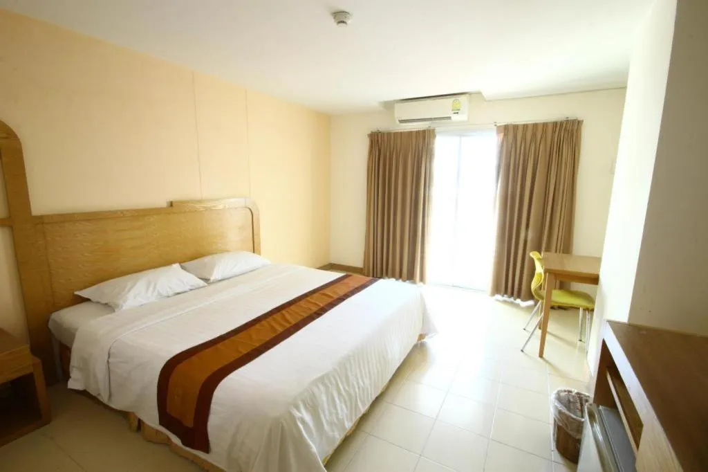 Bed in Eastiny Plaza hotel