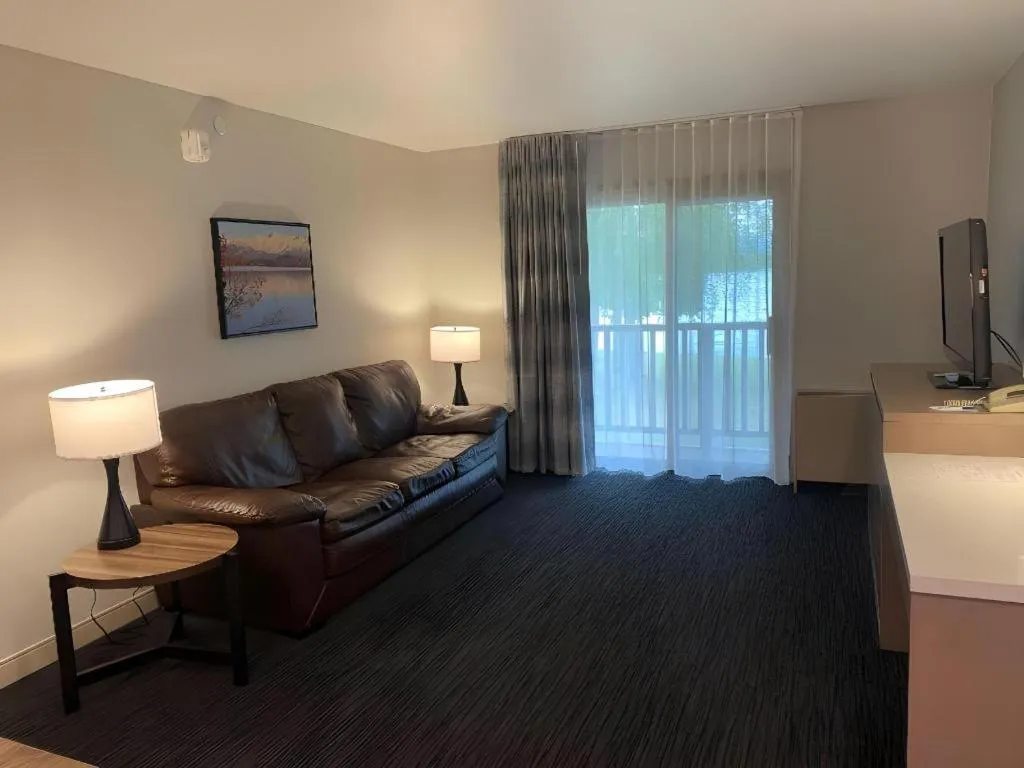 Best Western Lake Lucille Inn