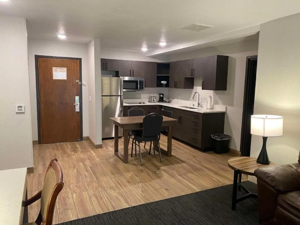 Best Western Lake Lucille Inn