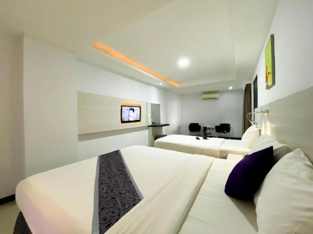 Bed in 89 Hotel Batam