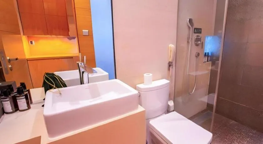 Grand Madison Qingdao Harbour-view Central（Former Qingdao Farglory Hotel）