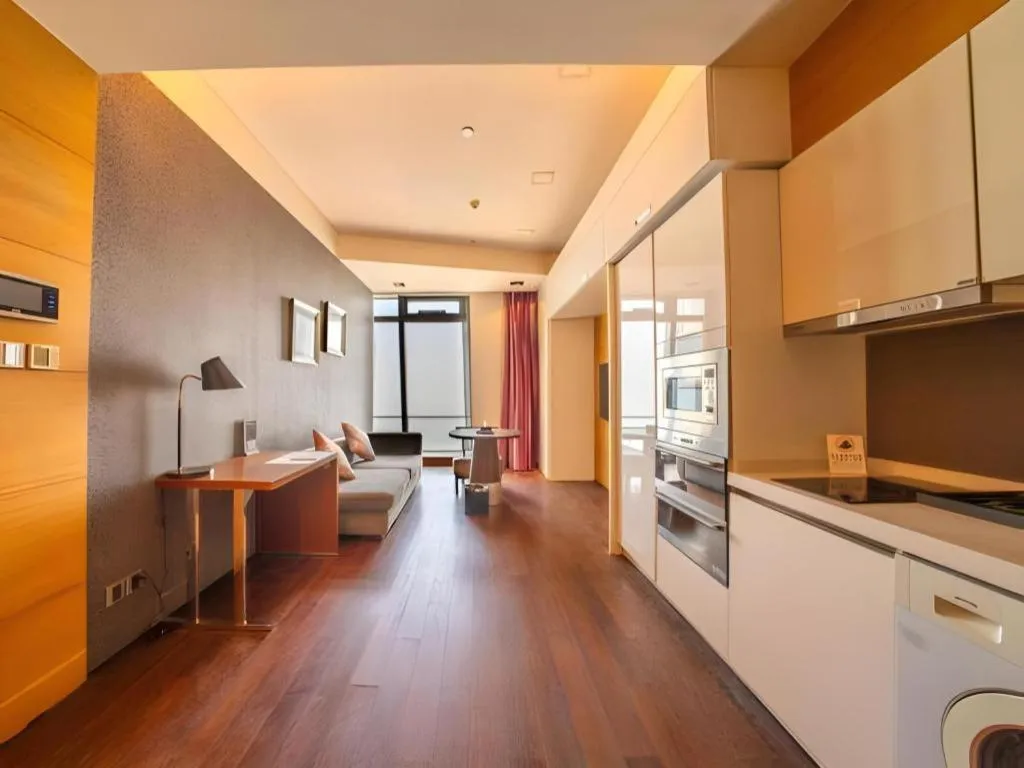 Grand Madison Qingdao Harbour-view Central（Former Qingdao Farglory Hotel）