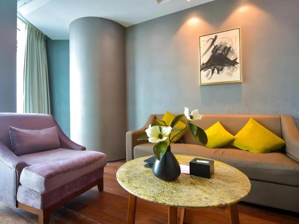 Grand Madison Qingdao Harbour-view Central（Former Qingdao Farglory Hotel）