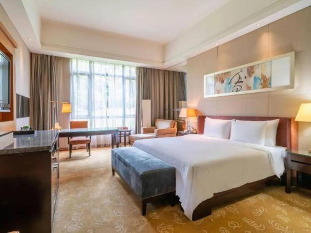 Bed in Quanzhou Guest House Hotel