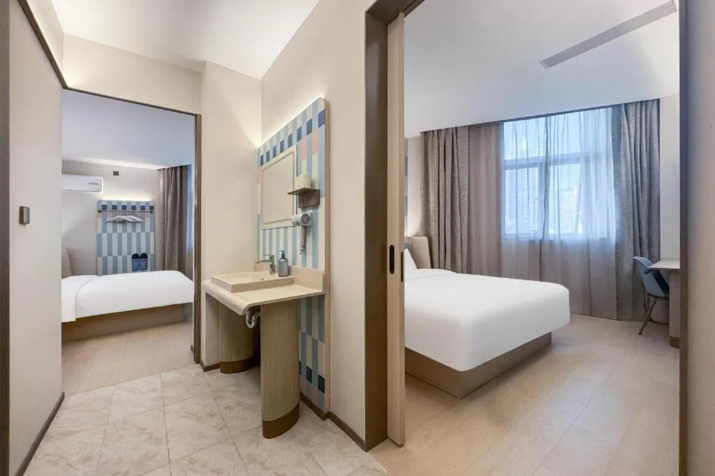 Hanting Premium Hotel Shanghai Xizang Nan Road