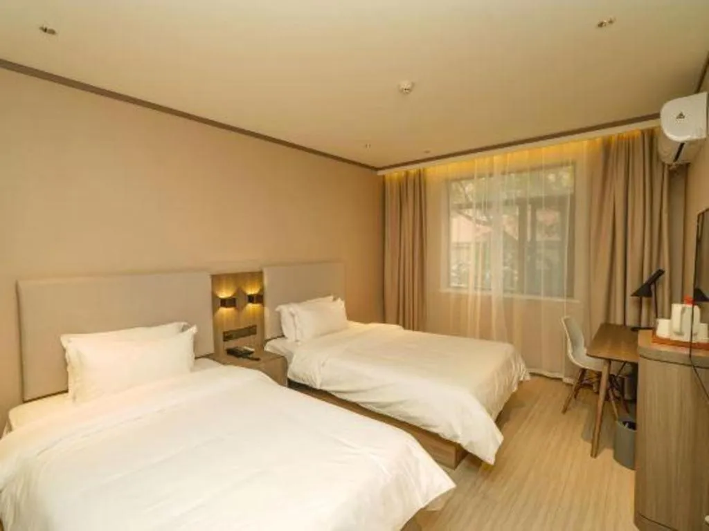 Hanting Hotel Hangzhou Central Wulin Square Metro Station