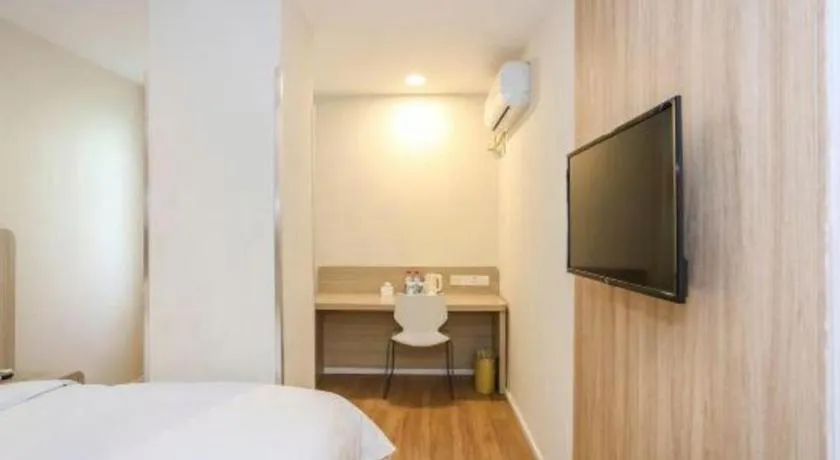 Hanting Hotel Chengdu Kuanzhai Alley