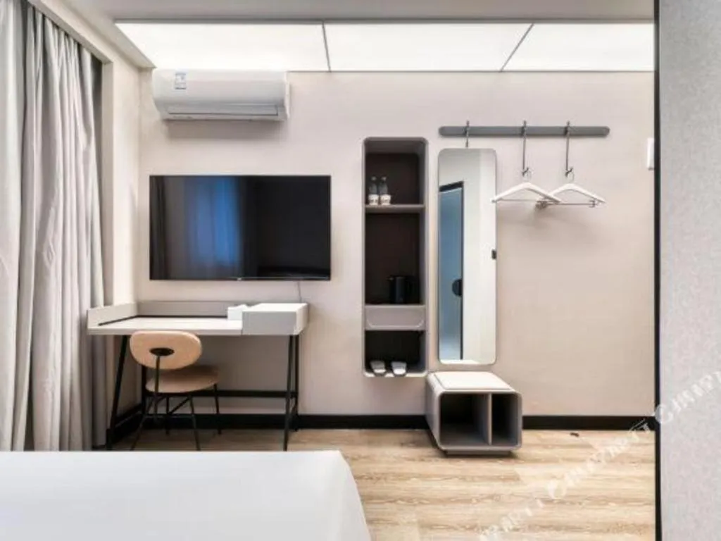 Hanting Hotel Hangzhou West Lake Wulin Square