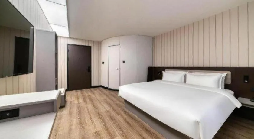 Hanting Hotel Hangzhou West Lake Wulin Square