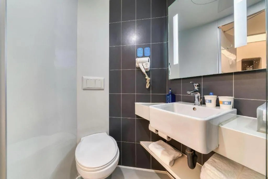 Hanting Hotel Hangzhou West Lake Wulin Square