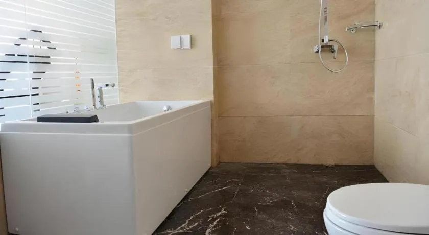 Kecheng Holiday Hotel