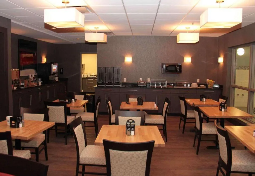 Best Western Plus Eastgate Inn & Suites