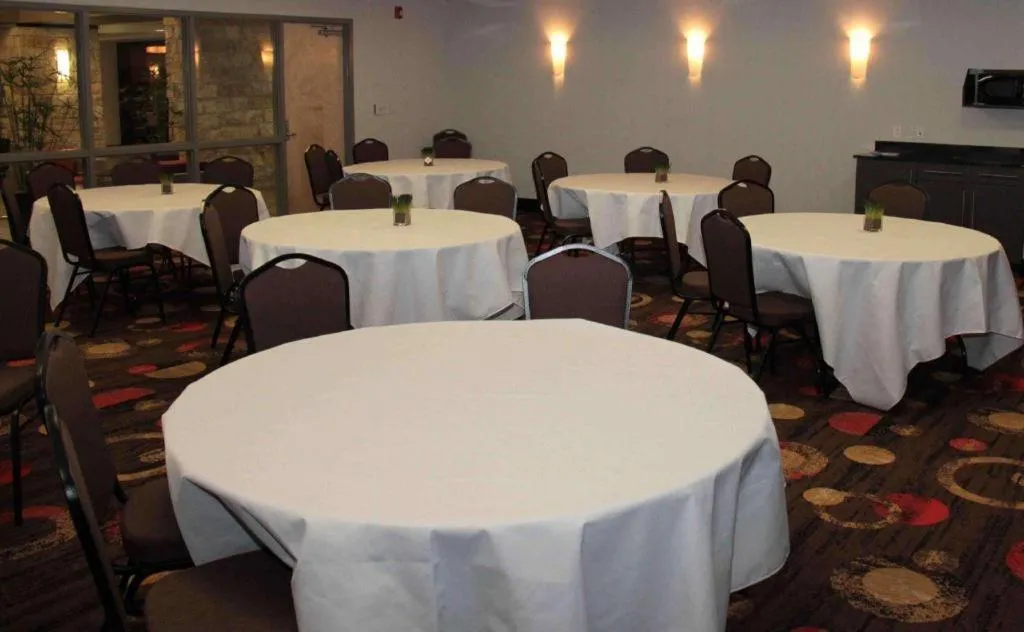 Best Western Plus Eastgate Inn & Suites