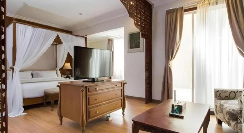 Bed in Horison Aziza Solo