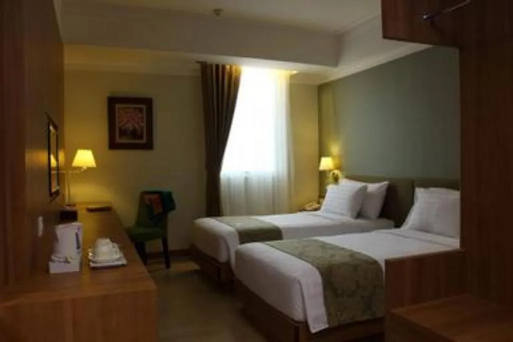 Bed in Horison Aziza Solo