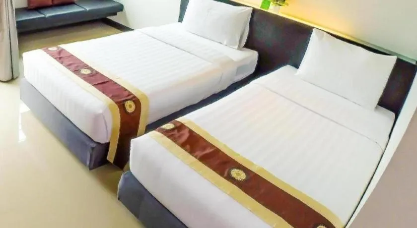 Bed in My Place Phuket Airport Mansion