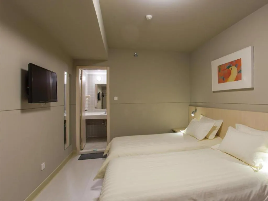 Bed in Jinjiang Inn Weihai Liugong Island Scenic Spot Shopping Market