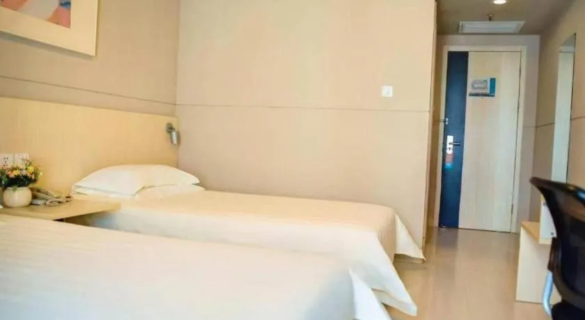 Bed in Jinjiang Inn Weihai Liugong Island Scenic Spot Shopping Market