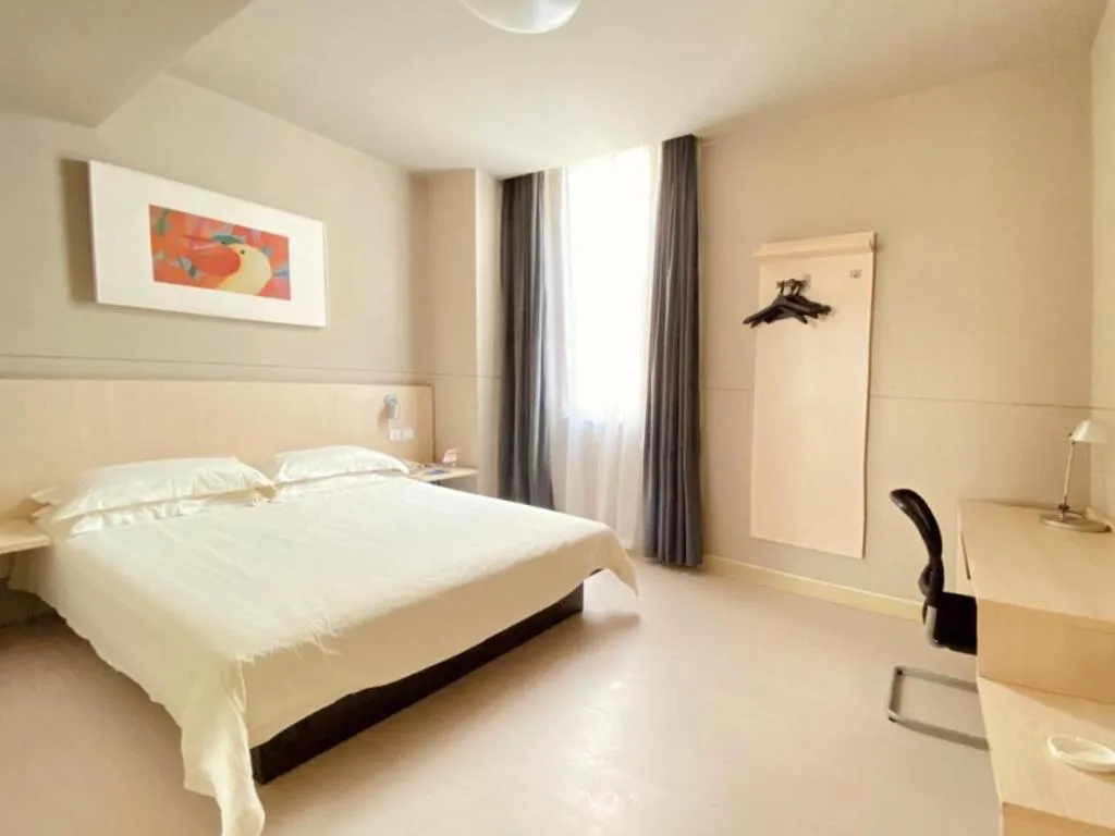 Bed in Jinjiang Inn Weihai Liugong Island Scenic Spot Shopping Market