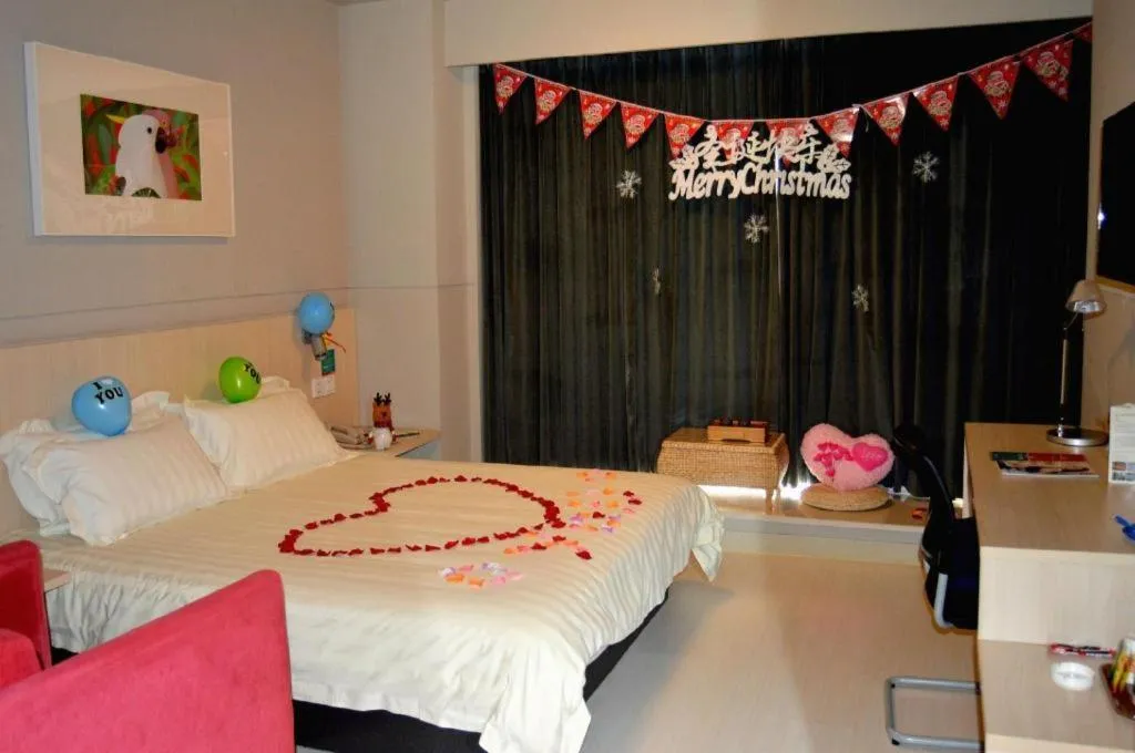 Bed in Jinjiang Inn Weihai Liugong Island Scenic Spot Shopping Market